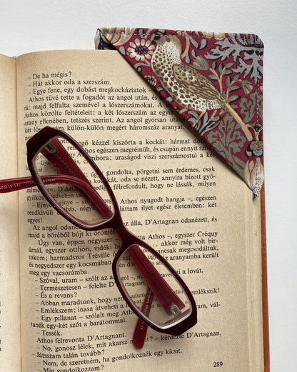 William Morris Bookmark, Strawberry Thief Cotton Fabric Corner Bookmark, Page Marker, Pack of 2